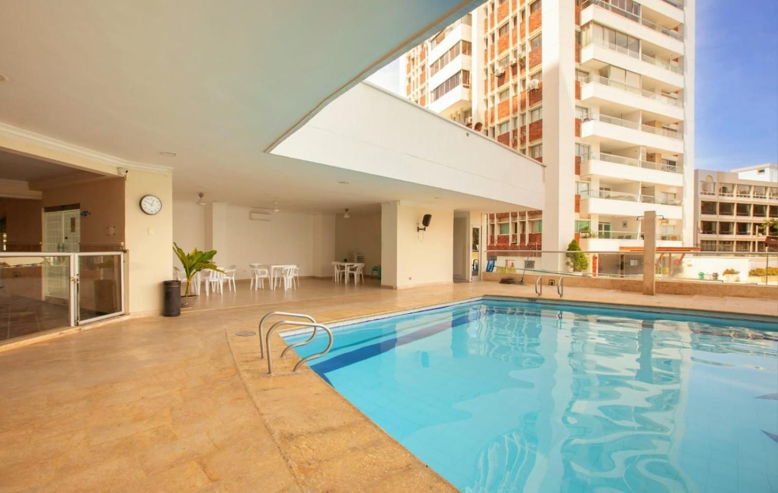 Apartamento Moderno Cerca A La Playa El Laguito *